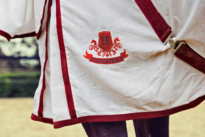 LP Flag Rug and Hood Set